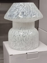 Load image into Gallery viewer, Seconds mushroom vase
