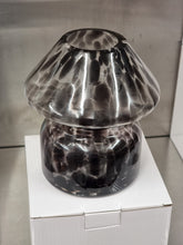Load image into Gallery viewer, Seconds mushroom vase

